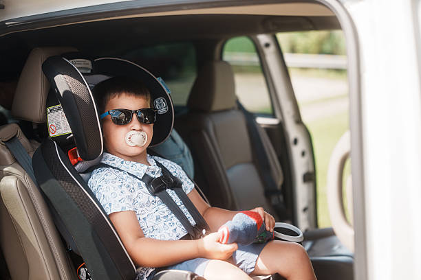 Niño con chupete, hábito relacionado con el desarrollo de paladar estrecho